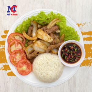 Cơm bò xào củ hành
